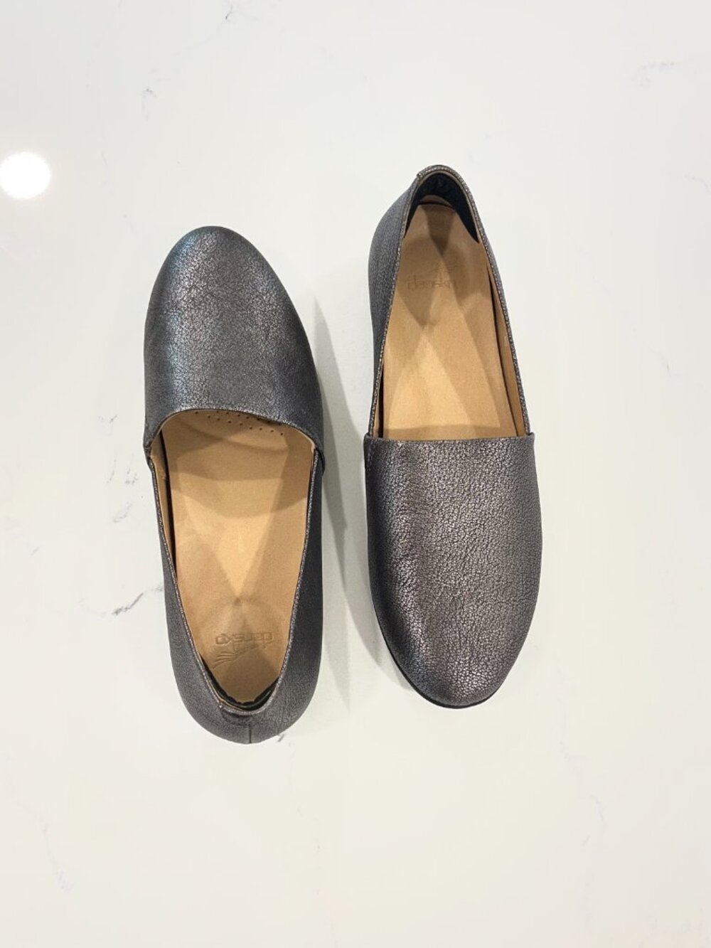 Dansko Women’s Larisa – Pewter Metallic Size 40 / 9.5 US - Picture 6 of 8